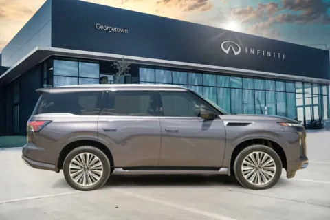 More photos of 2025 INFINITI QX80 LUXE at Georgetown INFINITI, TX