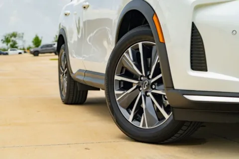 Photos of 2027 INFINITI QX60 LUXE for sale in Georgetown, TX at Georgetown INFINITI