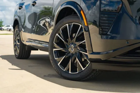 Photos of 2027 INFINITI QX65 AUTOGRAPH for sale in Georgetown, TX at Georgetown INFINITI