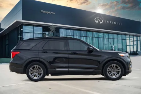 More photos of 2022 Ford Explorer XLT at Georgetown INFINITI, TX