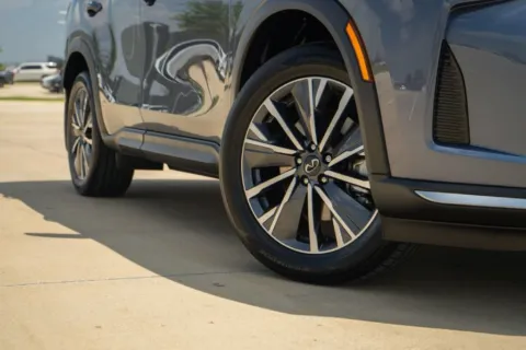 Photos of 2027 INFINITI QX60 LUXE for sale in Georgetown, TX at Georgetown INFINITI