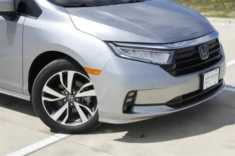Another view of 2022 Honda Odyssey Touring for sale in Georgetown, TX at Georgetown INFINITI