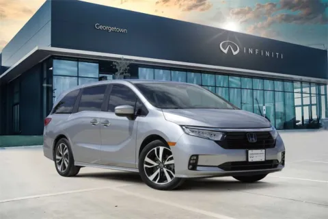 Silver 2022 Honda Odyssey Touring for sale in Georgetown, TX