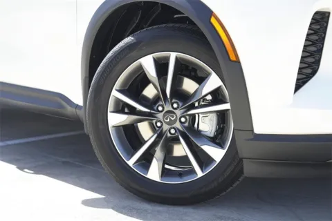 Photos of 2025 INFINITI QX60 LUXE for sale in Georgetown, TX at Georgetown INFINITI