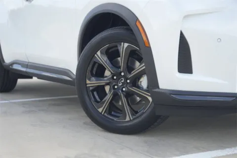 Photos of 2026 INFINITI QX60 AUTOGRAPH for sale in Georgetown, TX at Georgetown INFINITI