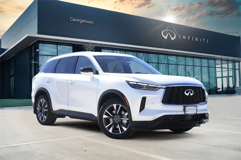 White 2025 INFINITI QX60 LUXE for sale in Georgetown, TX