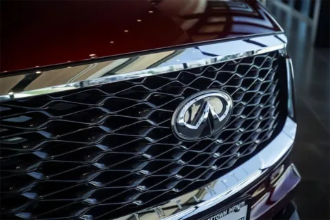 More photos of 2025 INFINITI QX60 SENSORY at Georgetown INFINITI, TX