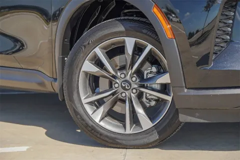 Photos of 2025 INFINITI QX60 LUXE for sale in Georgetown, TX at Georgetown INFINITI