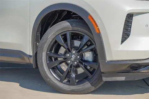 Photos of 2025 INFINITI QX60 LUXE for sale in Georgetown, TX at Georgetown INFINITI