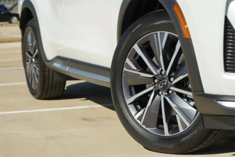 Another view of 2026 INFINITI QX60 LUXE for sale in Georgetown, TX at Georgetown INFINITI