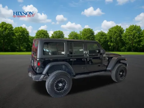 More photos of 2023 Jeep Wrangler Rubicon at Hixson Toyota, LA