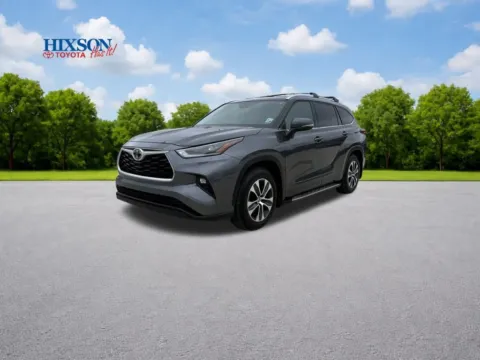 Another view of 2021 Toyota Highlander XLE for sale in DeRidder, LA at Hixson Toyota