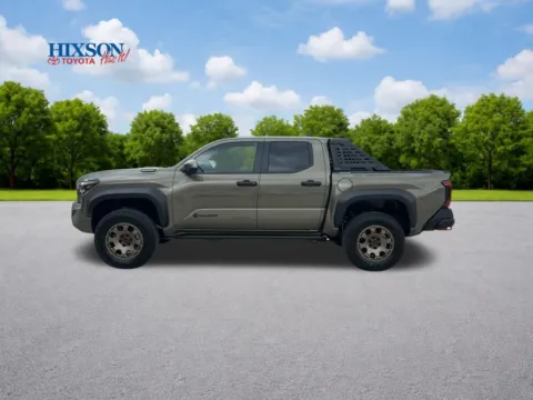 More photos of 2026 Toyota Tacoma Trailhunter HV at Hixson Toyota, LA