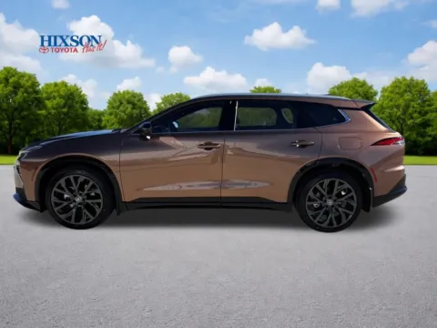 More photos of 2026 Toyota Crown Signia Limited at Hixson Toyota, LA