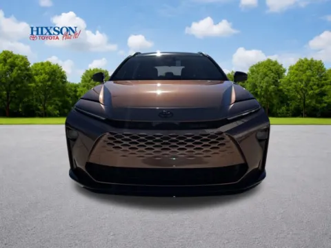 Photos of 2026 Toyota Crown Signia Limited for sale in DeRidder, LA at Hixson Toyota