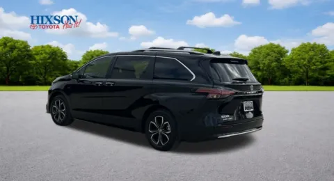 More photos of 2026 Toyota Sienna Platinum at Hixson Toyota, LA