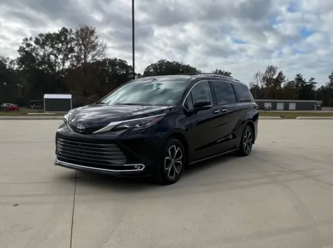 Another view of 2026 Toyota Sienna Platinum for sale in DeRidder, LA at Hixson Toyota