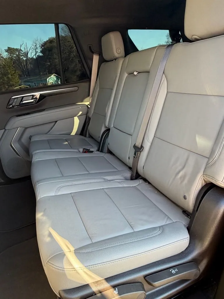 2025 Chevrolet Tahoe LT - Photo 11
