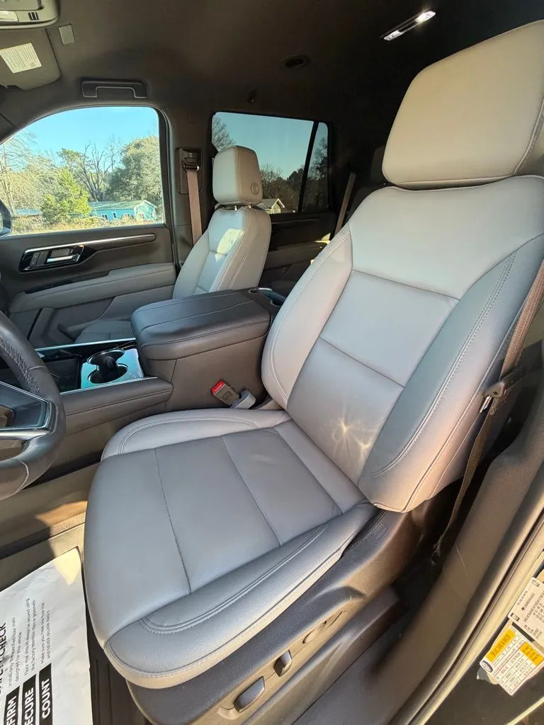 2025 Chevrolet Tahoe LT - Photo 9