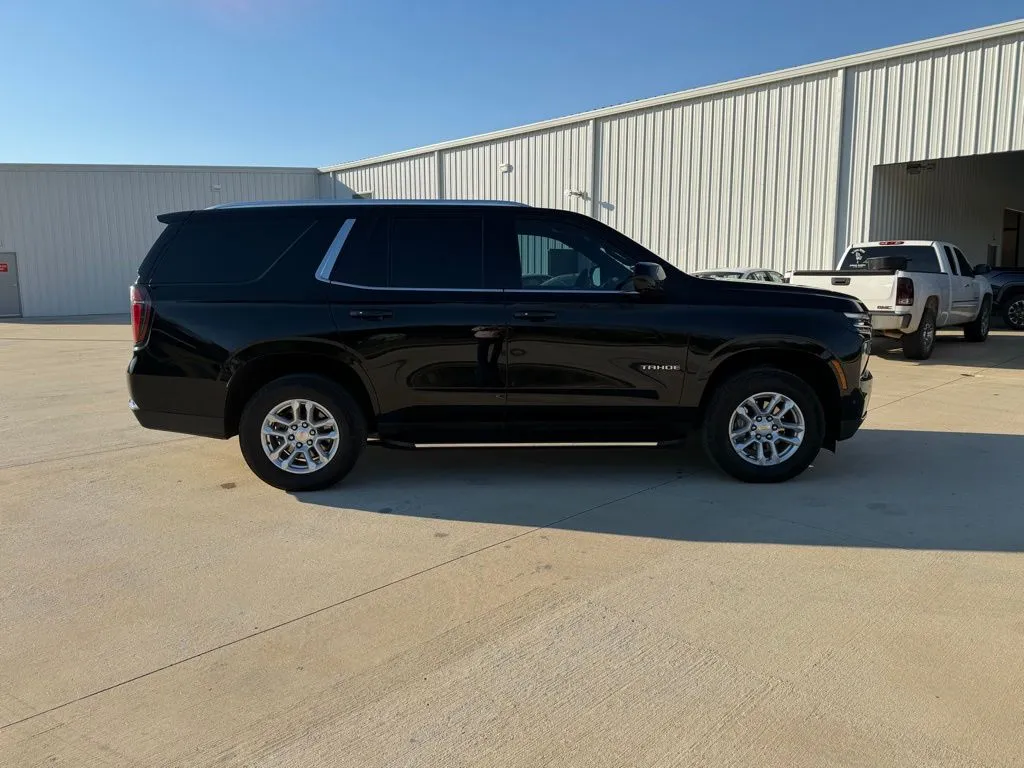 2025 Chevrolet Tahoe LT - Photo 10