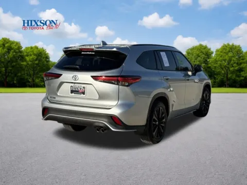 More photos of 2023 Toyota Highlander XSE at Hixson Toyota, LA