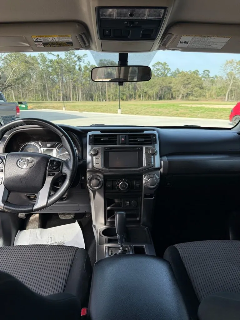 2019 Toyota 4Runner SR5 - Photo 14