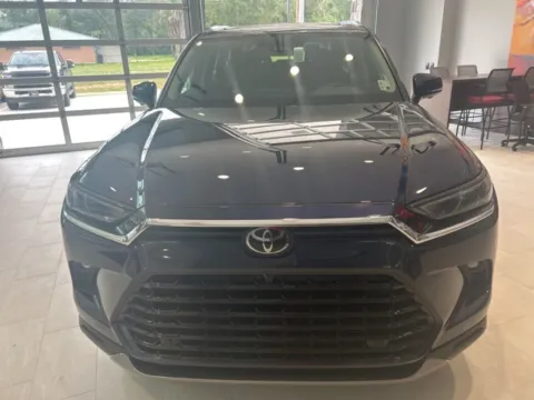 Photos of 2025 Toyota Grand Highlander Limited for sale in DeRidder, LA at Hixson Toyota