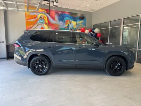 Another view of 2025 Toyota Grand Highlander Limited for sale in DeRidder, LA at Hixson Toyota