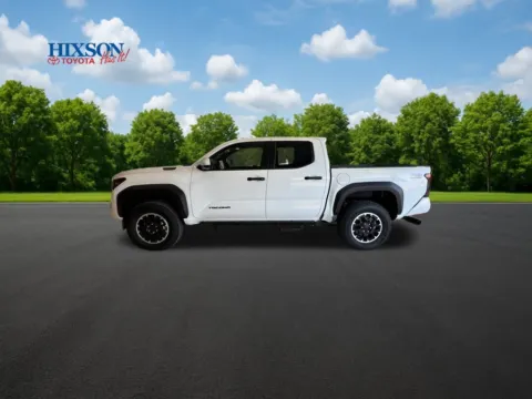 More photos of 2025 Toyota Tacoma Hybrid TRD Off Road at Hixson Toyota, LA
