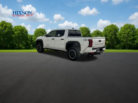 More photos of 2025 Toyota Tacoma Hybrid TRD Off Road at Hixson Toyota, LA