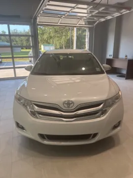 Photos of 2015 Toyota Venza LE for sale in DeRidder, LA at Hixson Toyota