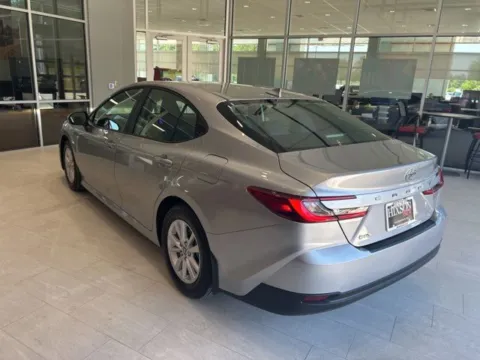More photos of 2025 Toyota Camry LE at Hixson Toyota, LA