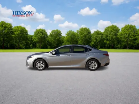 More photos of 2025 Toyota Camry LE at Hixson Toyota, LA