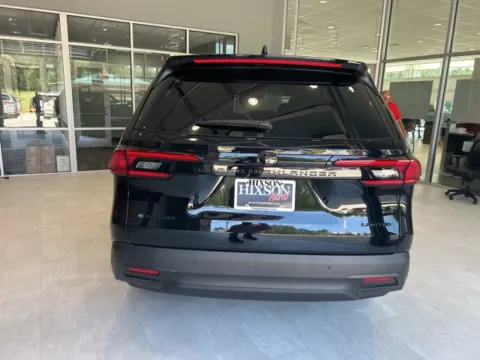 More photos of 2025 Toyota Grand Highlander Hybrid XLE at Hixson Toyota, LA