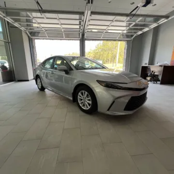 Silver 2025 Toyota Camry LE for sale in DeRidder, LA