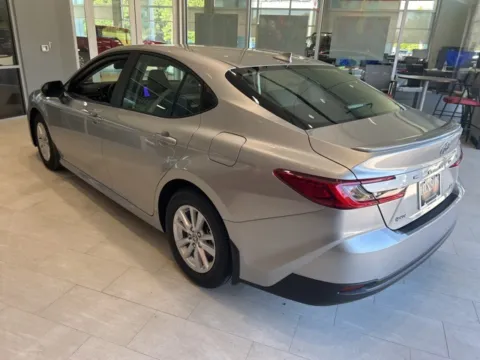More photos of 2025 Toyota Camry LE at Hixson Toyota, LA