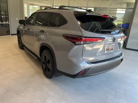 More photos of 2025 Toyota Highlander Hybrid XLE at Hixson Toyota, LA
