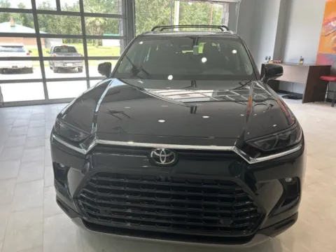 Photos of 2025 Toyota Grand Highlander Limited for sale in DeRidder, LA at Hixson Toyota