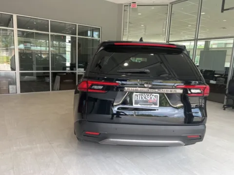 More photos of 2025 Toyota Grand Highlander Limited at Hixson Toyota, LA