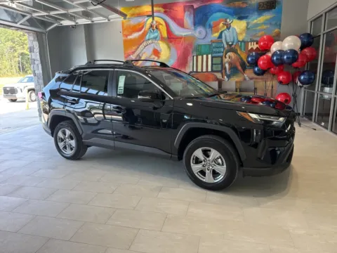 More photos of 2025 Toyota RAV4 XLE at Hixson Toyota, LA