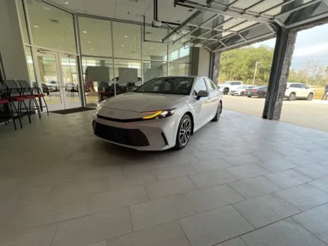 Another view of 2025 Toyota Camry XLE for sale in DeRidder, LA at Hixson Toyota