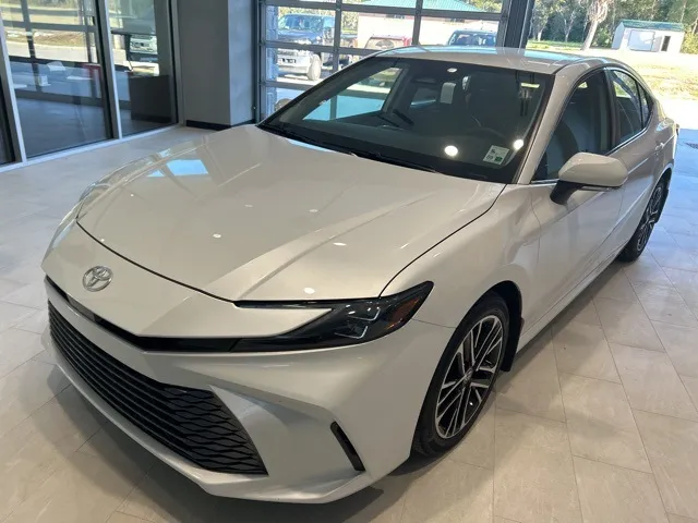 White 2025 Toyota Camry XLE for sale in DeRidder, LA