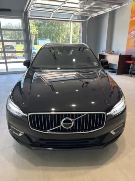 More photos of 2021 Volvo XC60 T5 Inscription at Hixson Toyota, LA