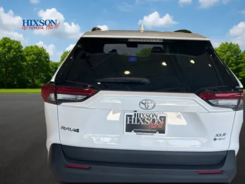 More photos of 2025 Toyota RAV4 Hybrid XLE at Hixson Toyota, LA