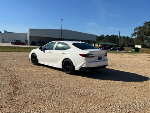 More photos of 2026 Toyota Camry SE at Hixson Toyota, LA