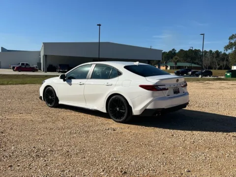 More photos of 2026 Toyota Camry SE at Hixson Toyota, LA