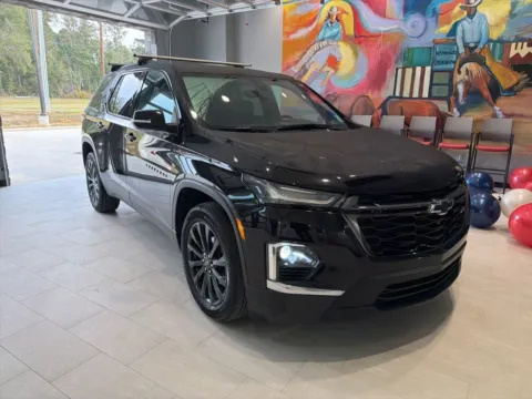 Another view of 2022 Chevrolet Traverse RS for sale in DeRidder, LA at Hixson Toyota