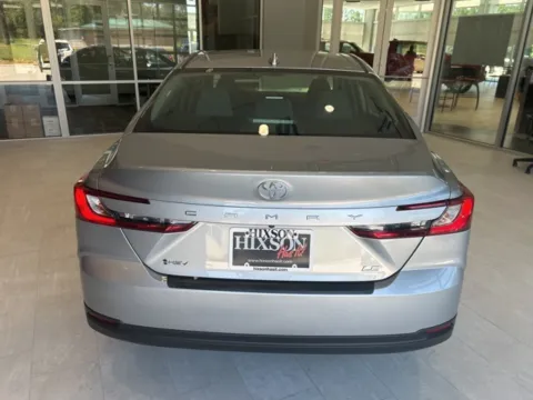 More photos of 2025 Toyota Camry LE at Hixson Toyota, LA