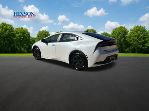 More photos of 2026 Toyota Prius LE at Hixson Toyota, LA