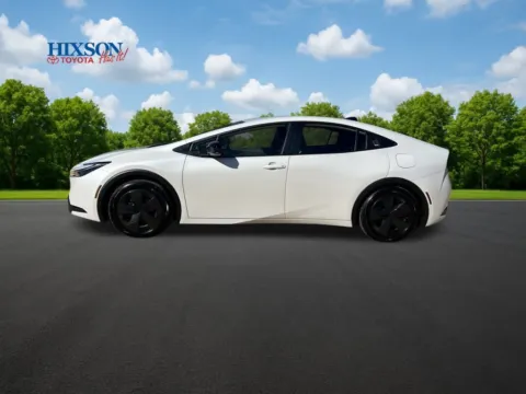More photos of 2026 Toyota Prius LE at Hixson Toyota, LA